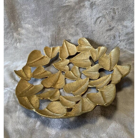 Vintage Brass 15”‎ Metal Leaves Leaf Bowl Autumn Nature Fruit Dish Centerpiece - Picture 1 of 16